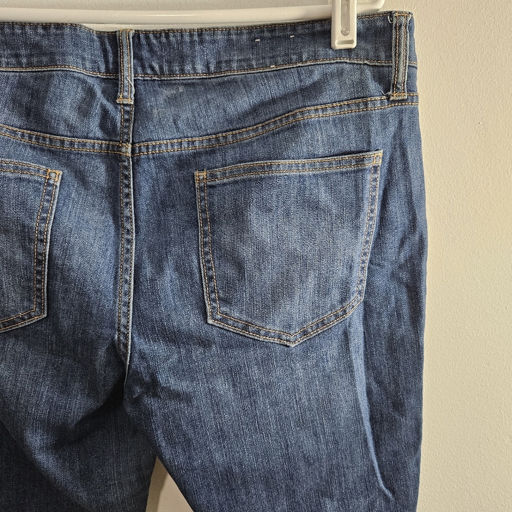 Old Navy Diva Denim Jeans - Picture 4 of 13